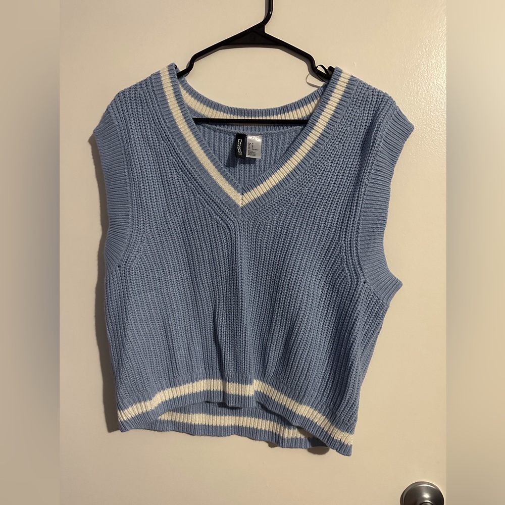 H&M Sweater Vest